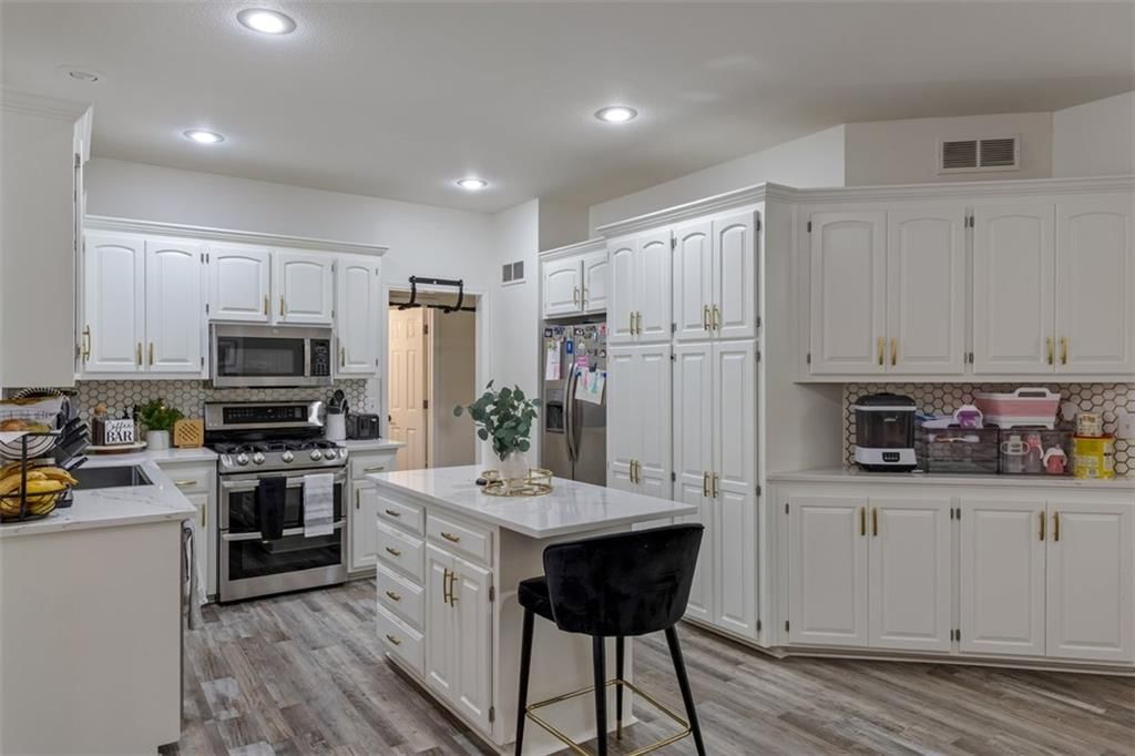 8375 Timber Trails Drive — photo 7
