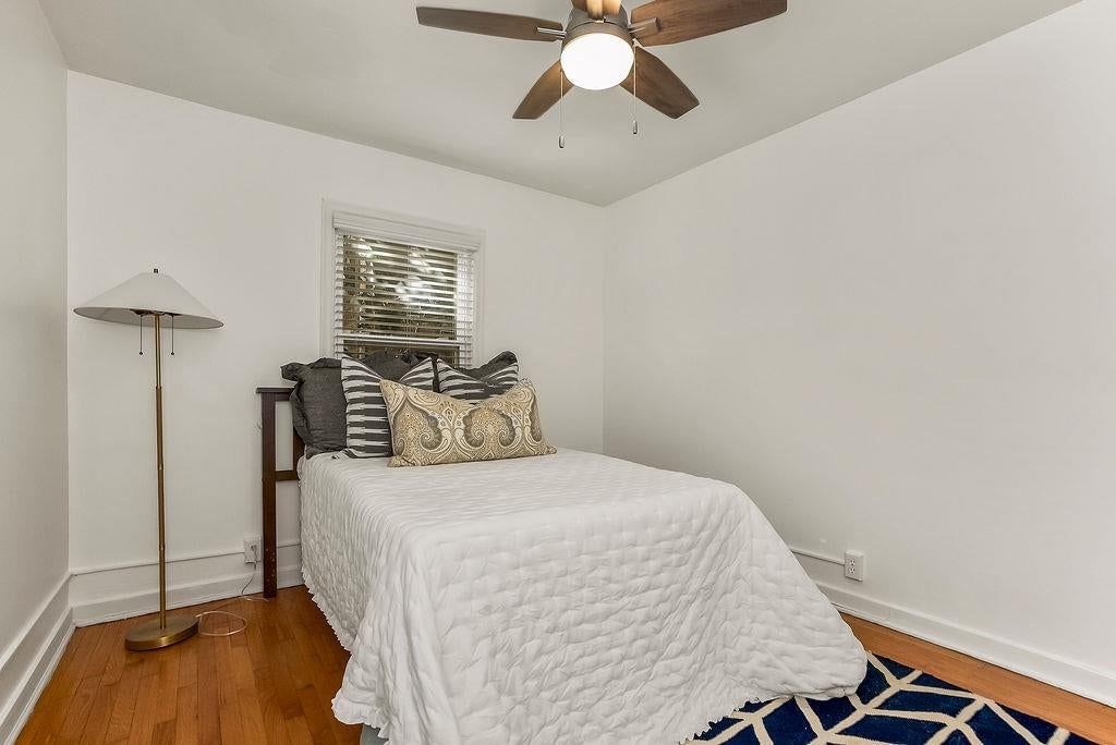 4948 Walnut Street — photo 15