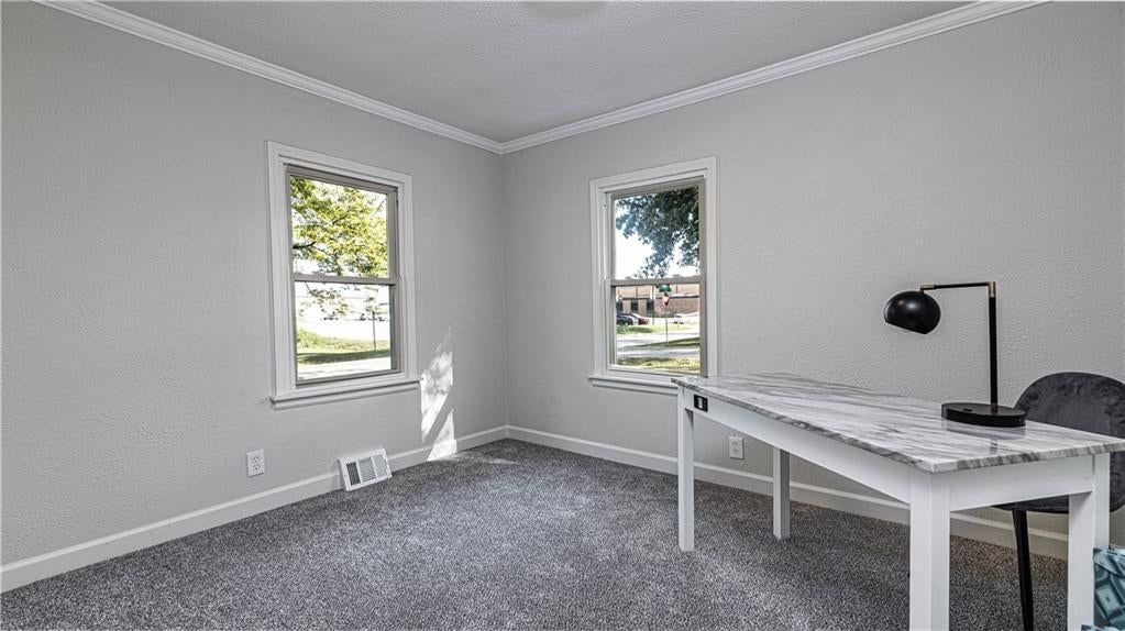 610 SW Browning Avenue — photo 11
