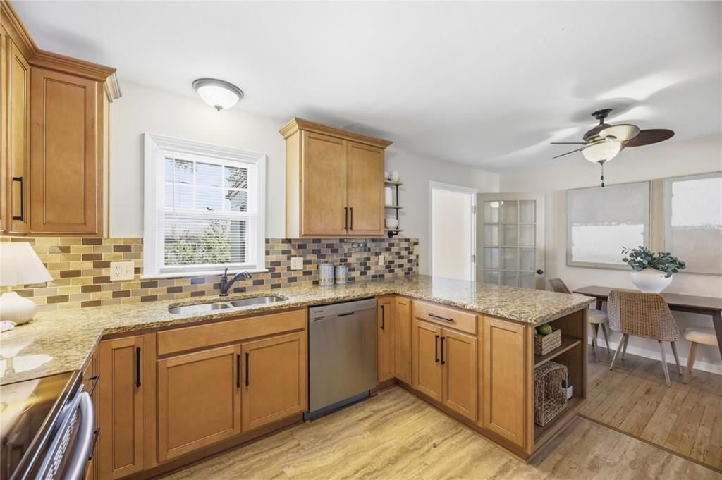 6133 Floyd Street — photo 7