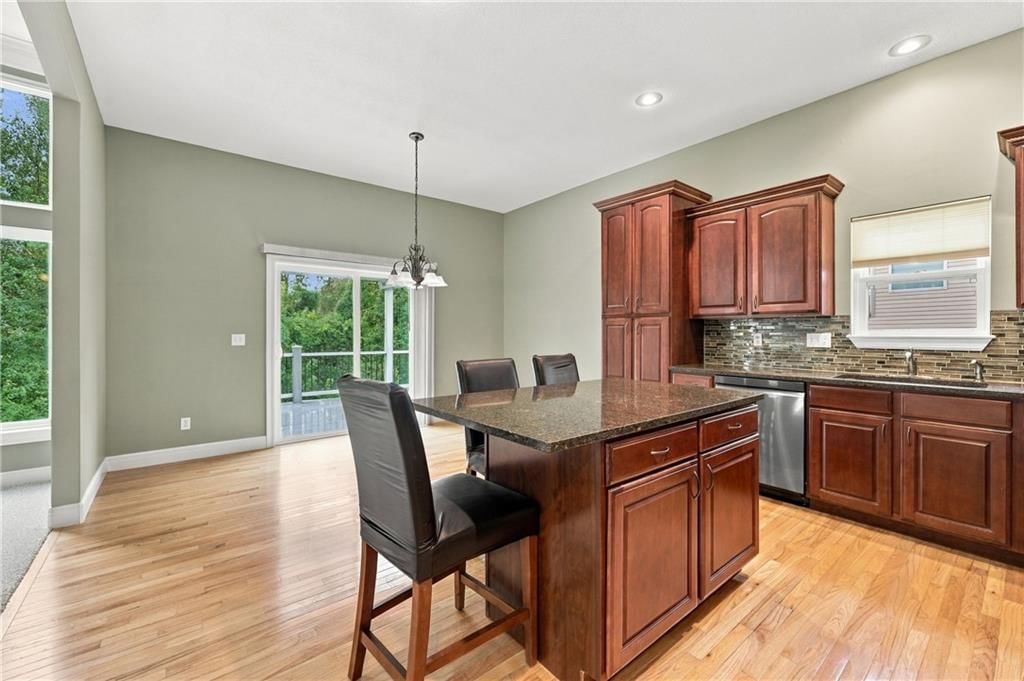 10108 N Willow Avenue — photo 11