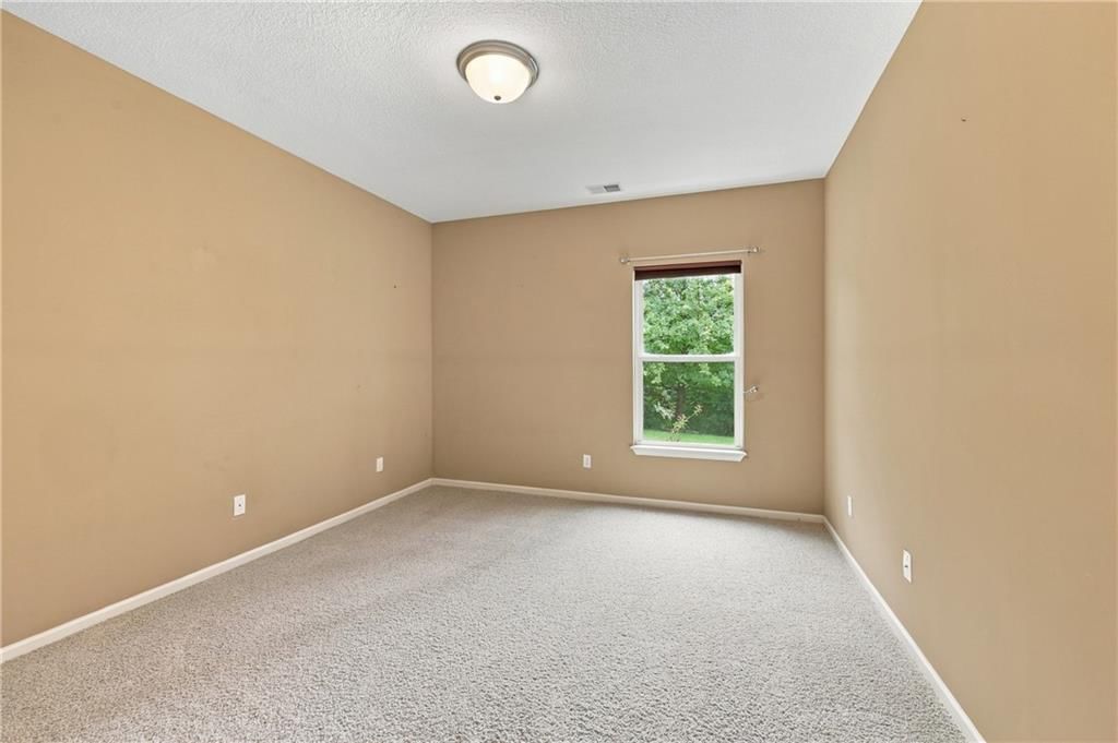 10108 N Willow Avenue — photo 42