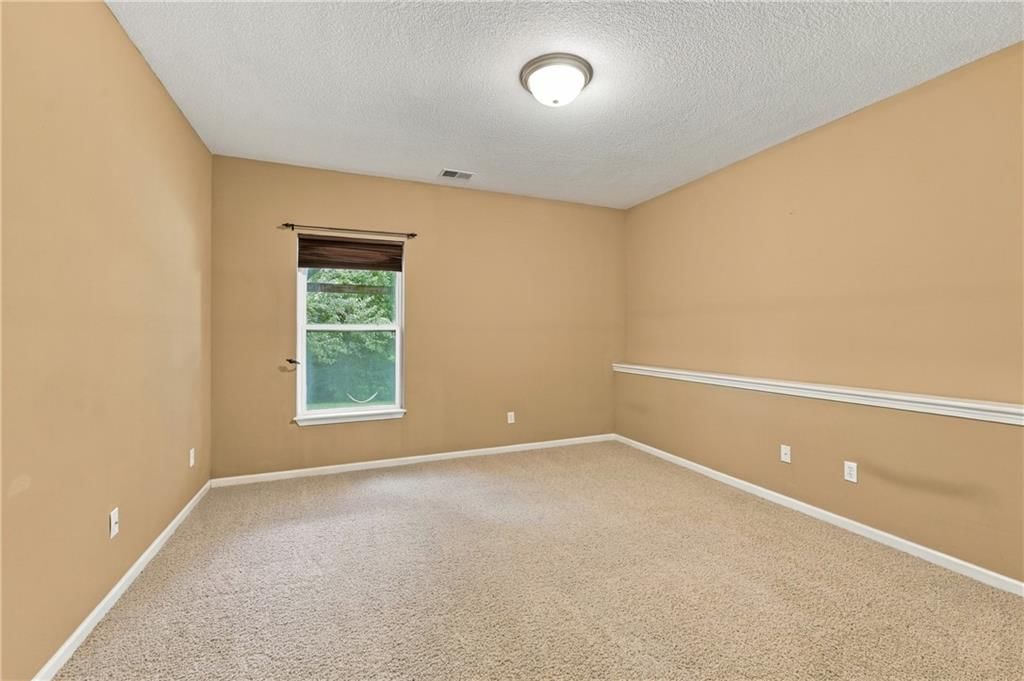 10108 N Willow Avenue — photo 45