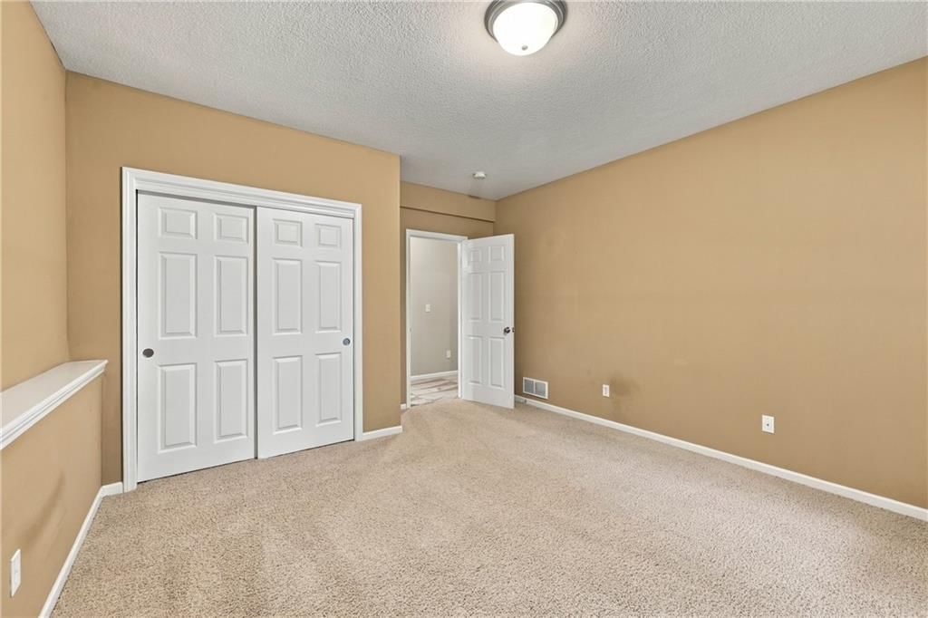 10108 N Willow Avenue — photo 47