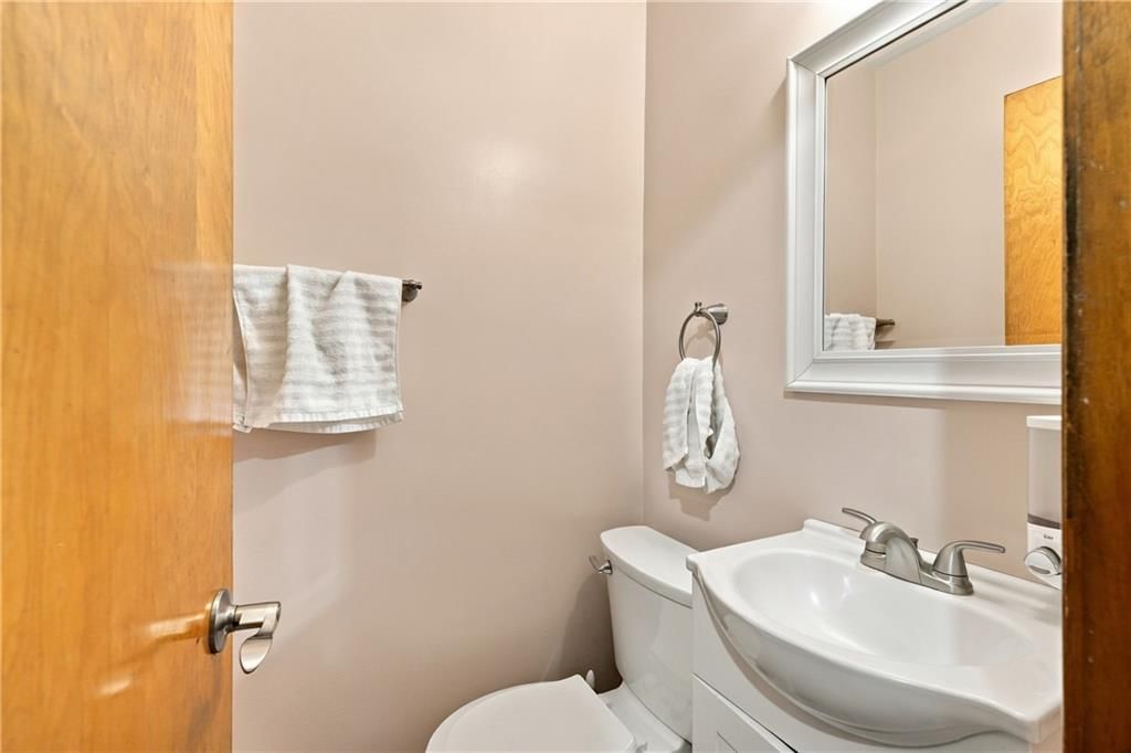 10407 E 30th Terrace — photo 14