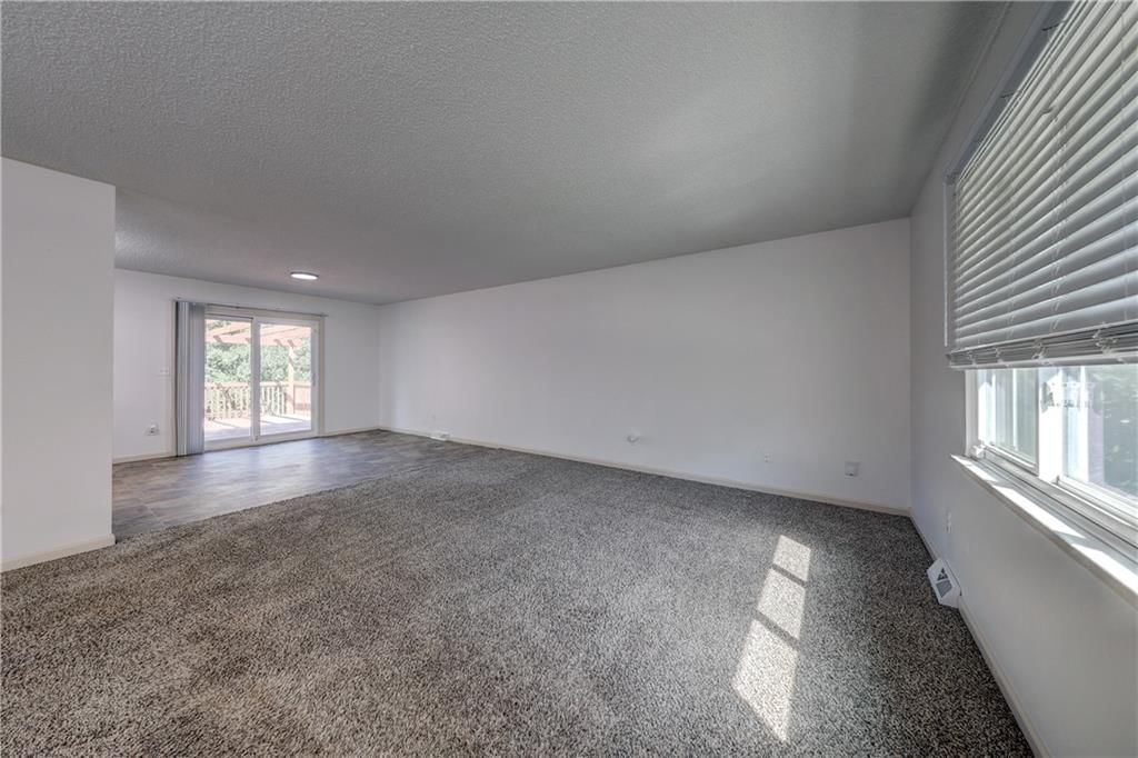 407 SE Moreland School Road — photo 12