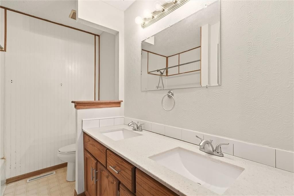 16612 W 125th Street — photo 20