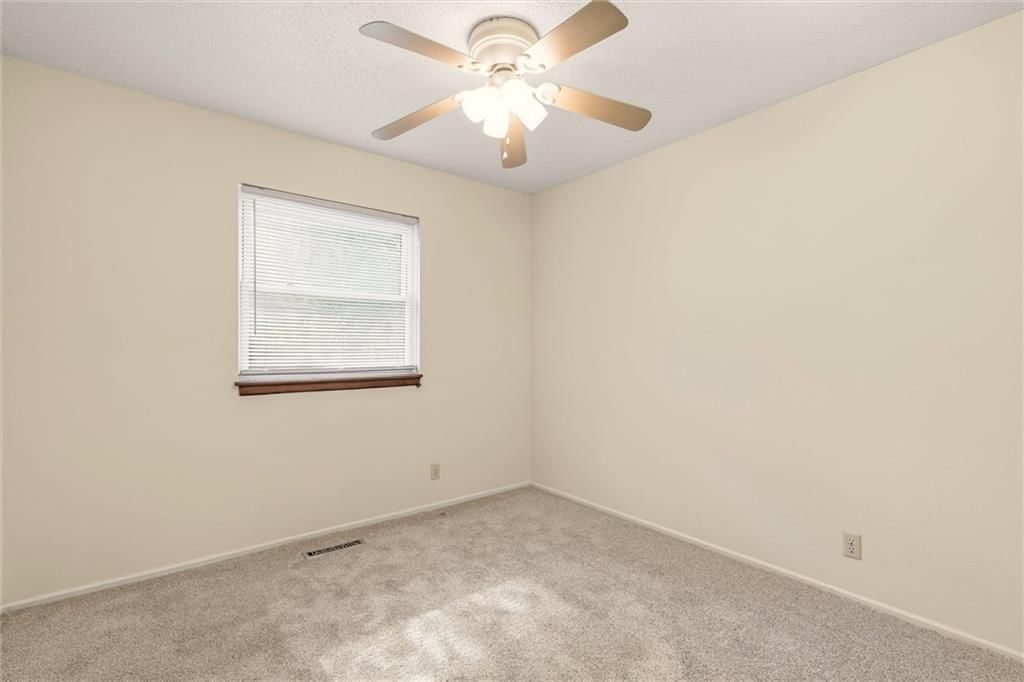 16612 W 125th Street — photo 27