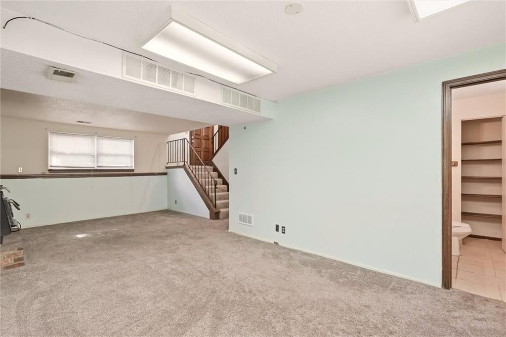 16612 W 125th Street — photo 33