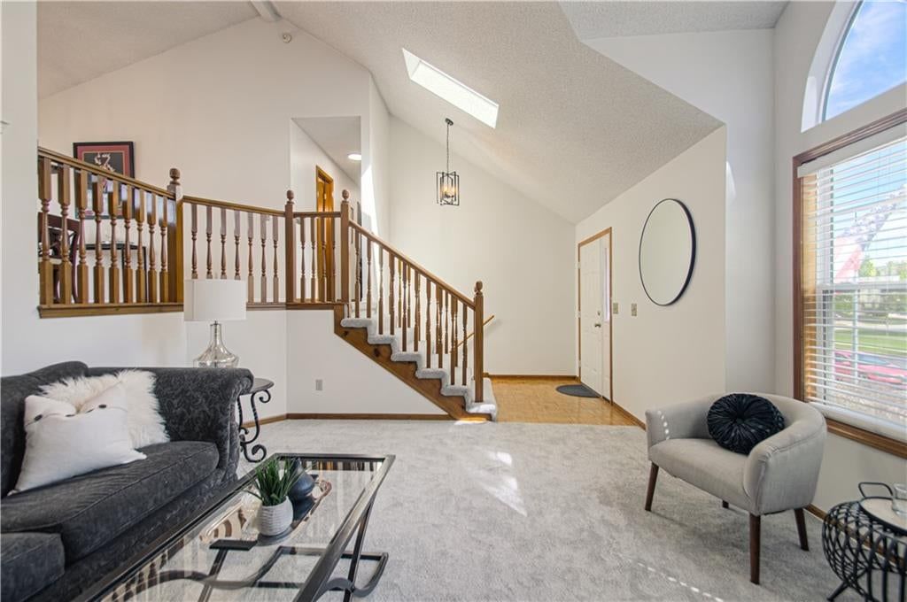 18412 W 163RD Street — photo 5