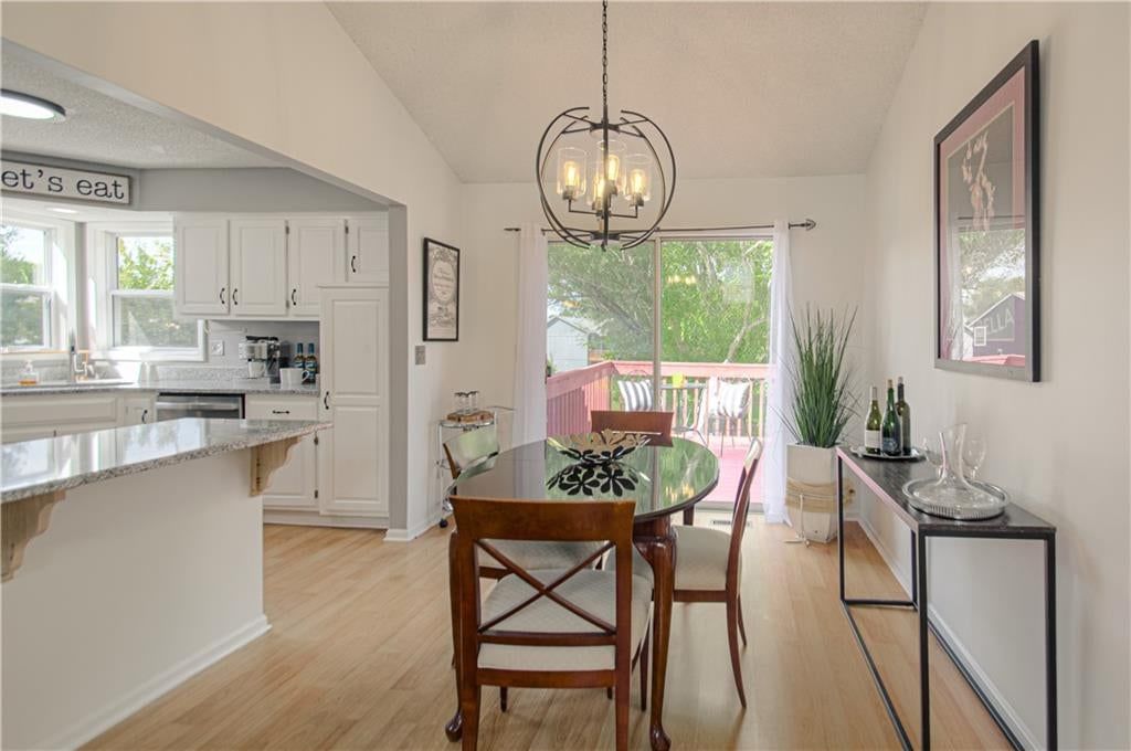 18412 W 163RD Street — photo 8