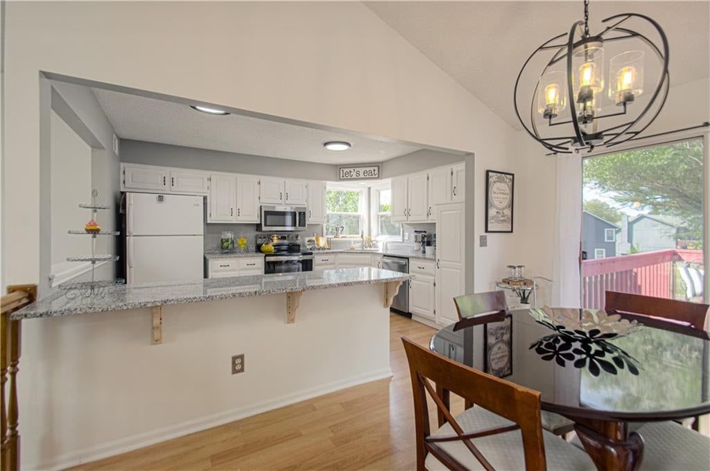 18412 W 163RD Street — photo 9