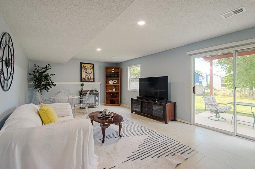 18412 W 163RD Street — photo 26
