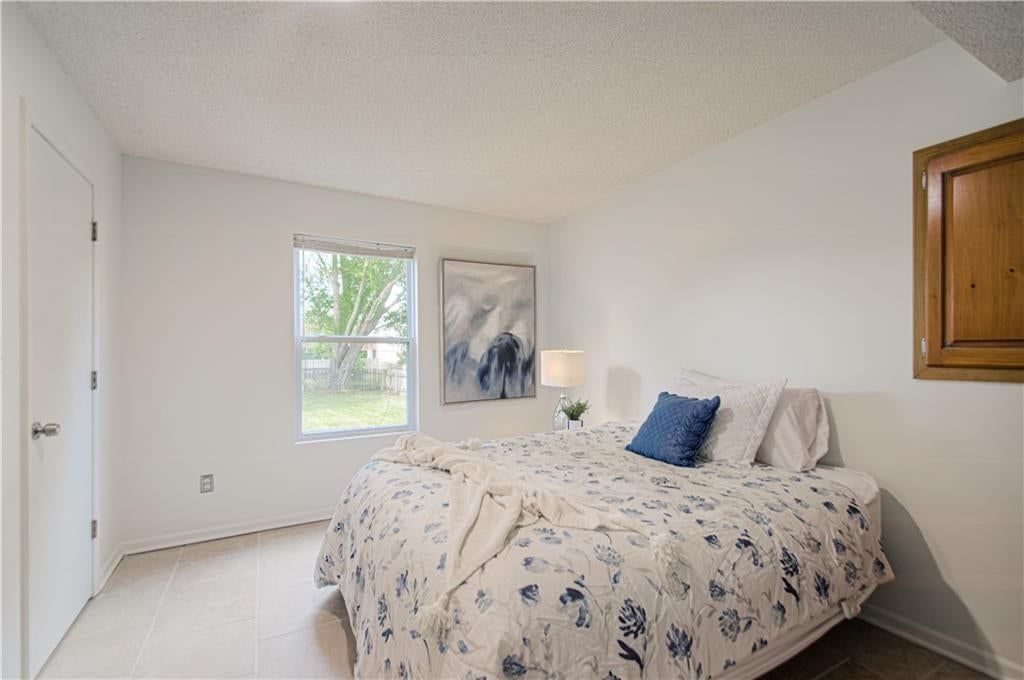 18412 W 163RD Street — photo 28