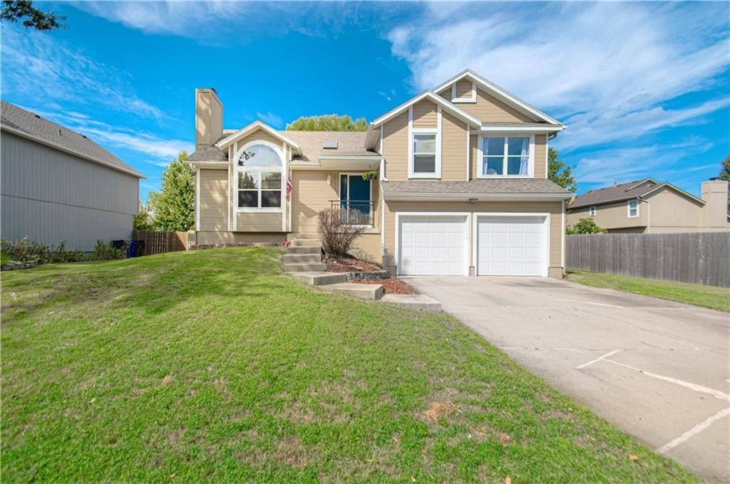 18412 W 163RD Street — photo 34