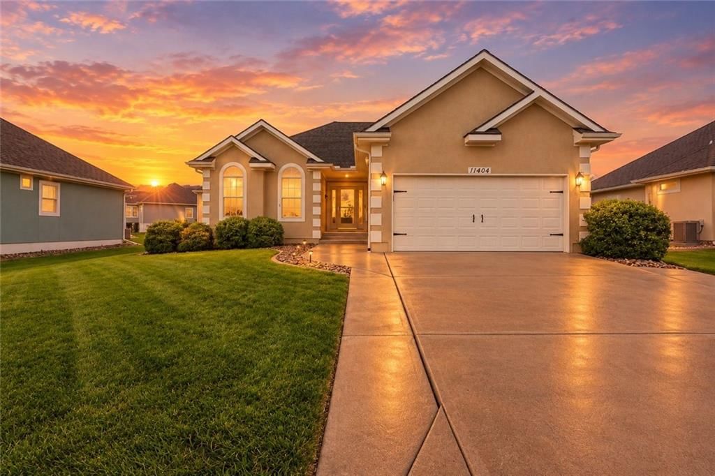 11404 Trevor Drive, Peculiar, MO
