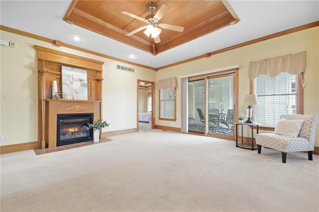 11404 Trevor Drive, Peculiar, MO: listing photo 3