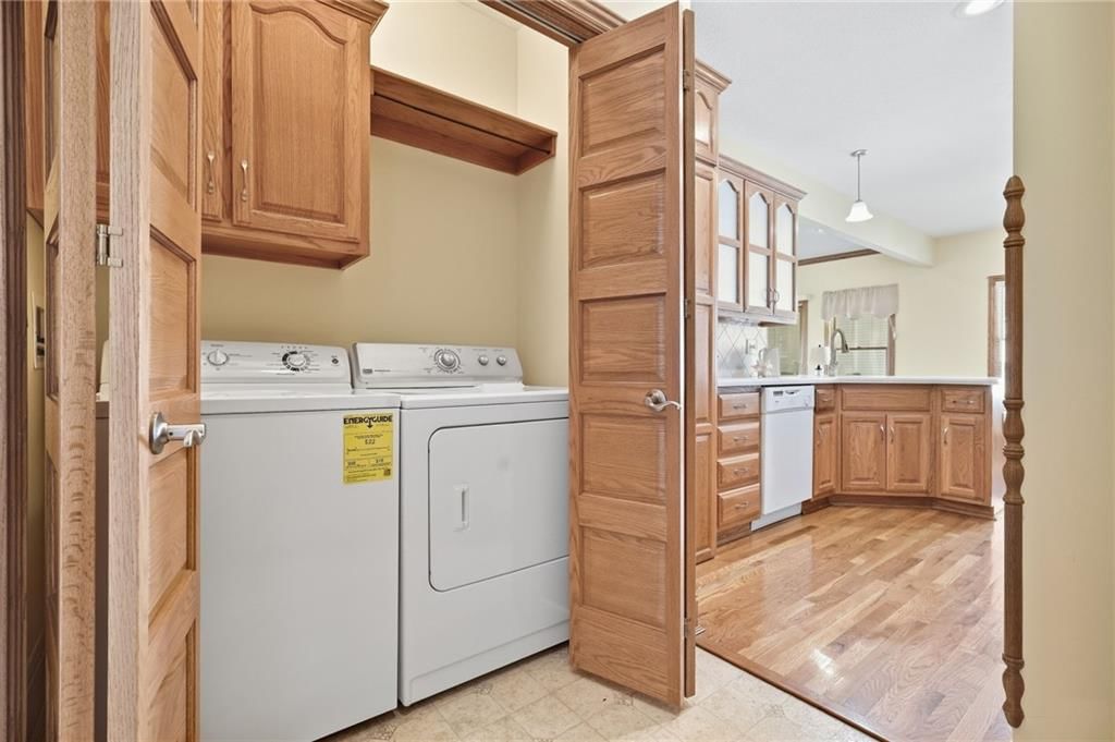 Photo 17 of 29 - 11404 Trevor Drive, Peculiar, MO 64078