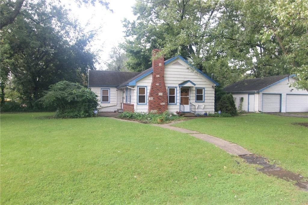 7700 Blue Ridge Boulevard — photo 1