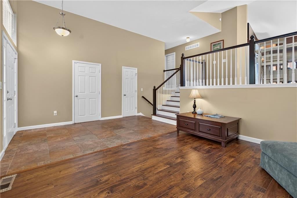 1433 Glen Drive — photo 8