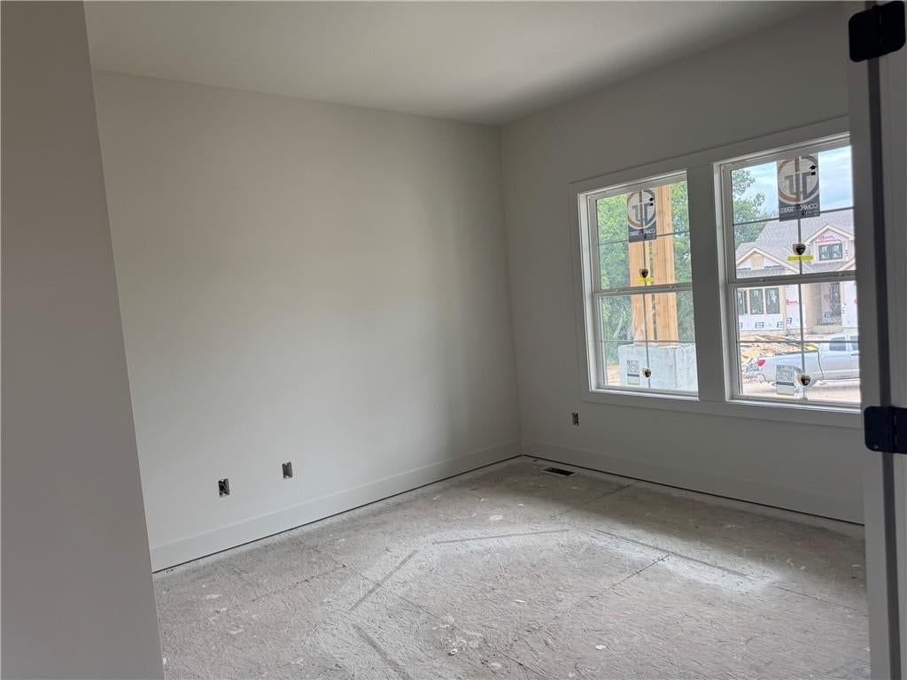 2148 Black Walnut Drive — photo 2