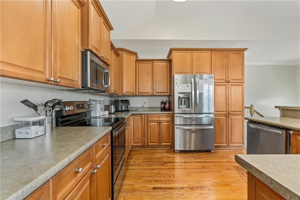 7631 W 158th Terrace — photo 8