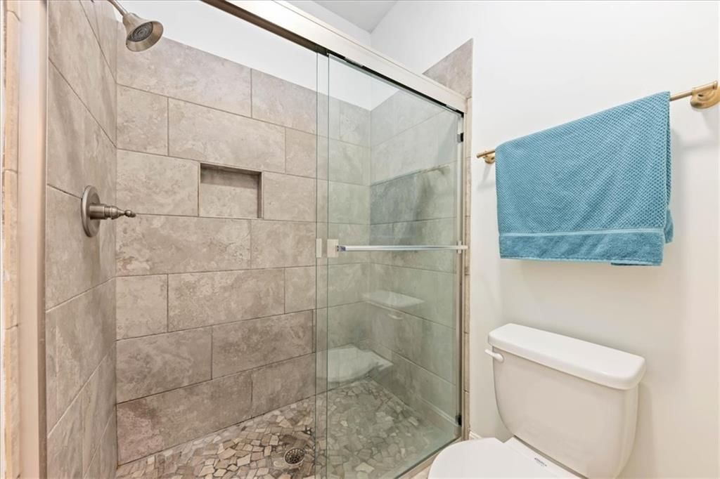 16019 Fontana Street — photo 31