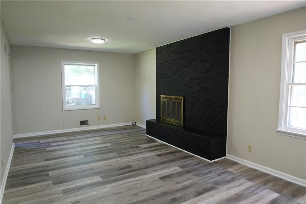 7401 Greeley Avenue — photo 9