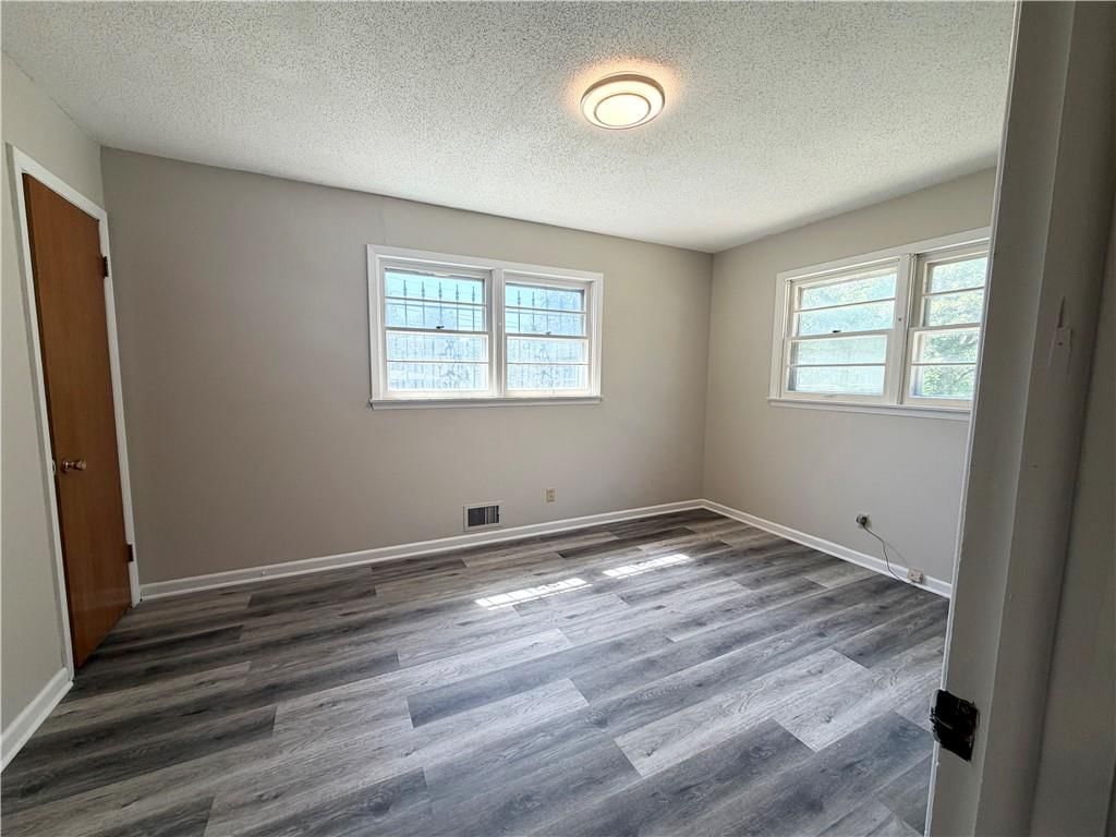 7401 Greeley Avenue — photo 15