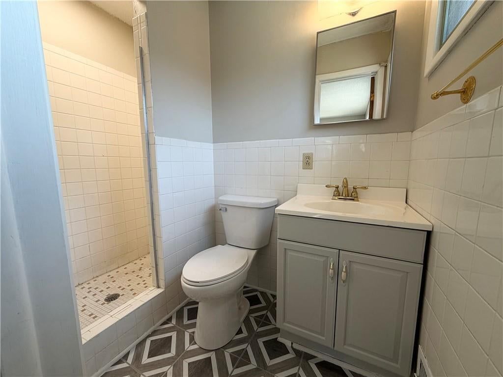 7401 Greeley Avenue — photo 16