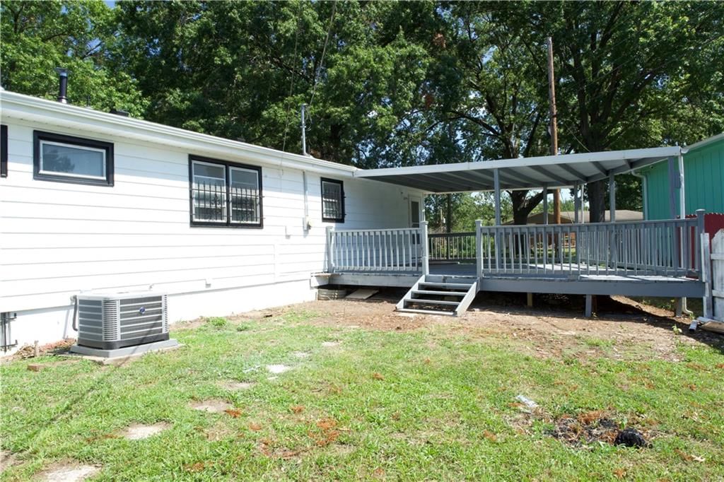 7401 Greeley Avenue — photo 25