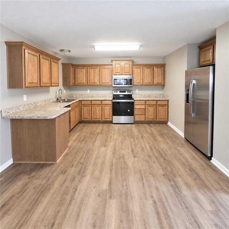 899 W Gay Street — photo 4
