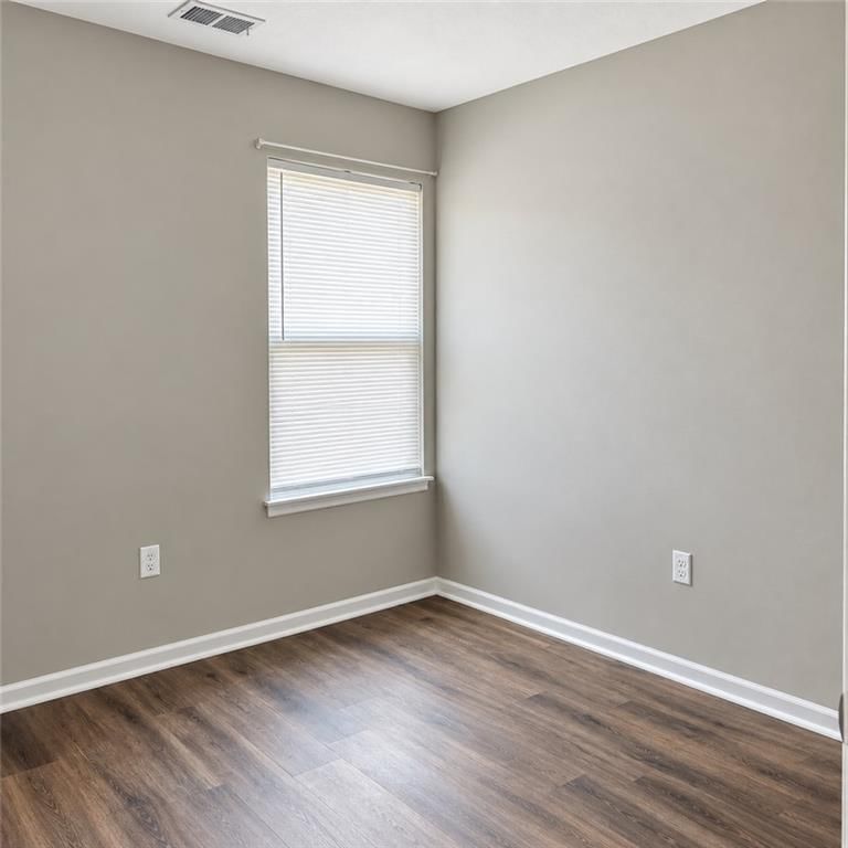 899 W Gay Street — photo 8
