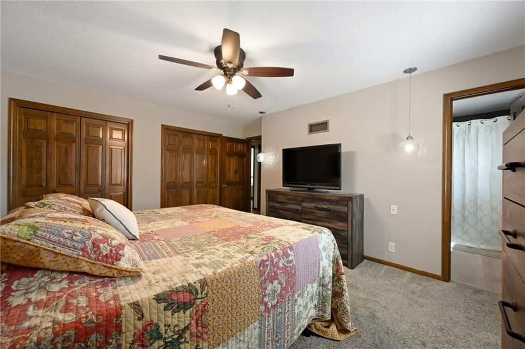 6115 Larson Avenue — photo 11
