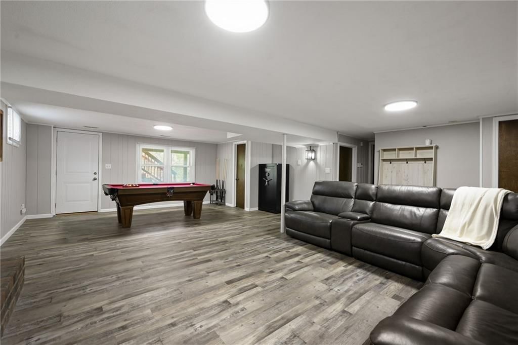 6115 Larson Avenue — photo 17