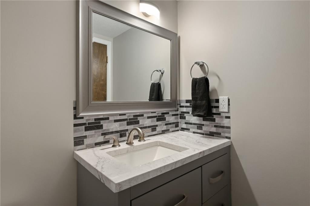 6115 Larson Avenue — photo 20