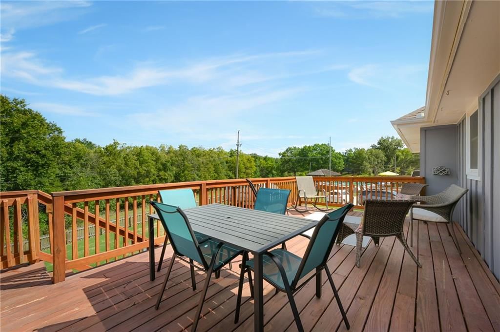 6115 Larson Avenue — photo 22