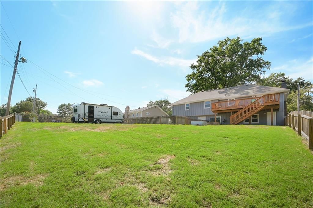6115 Larson Avenue — photo 23