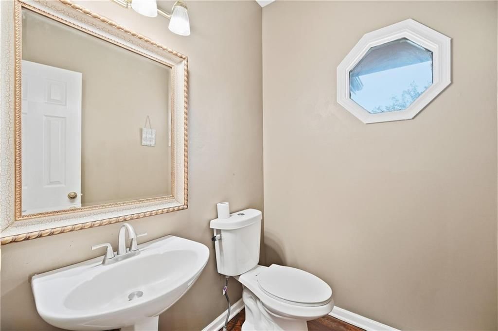 7903 W 129th Terrace — photo 9