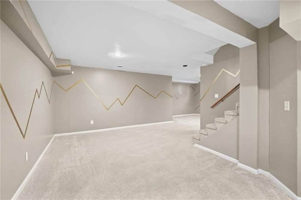 7903 W 129th Terrace — photo 31