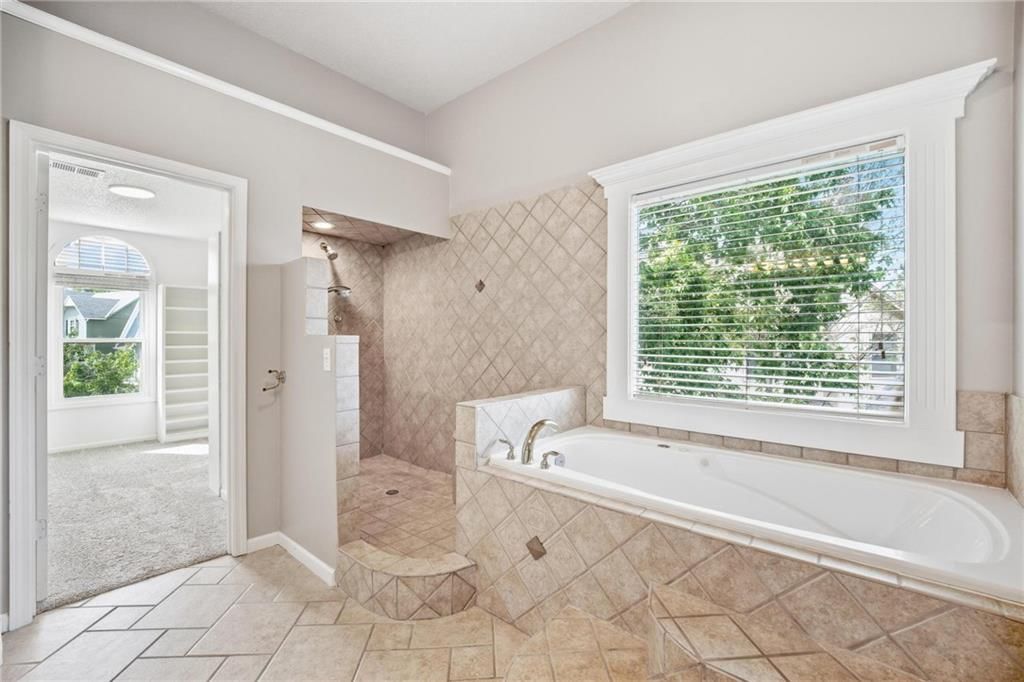 7903 W 129th Terrace — photo 47