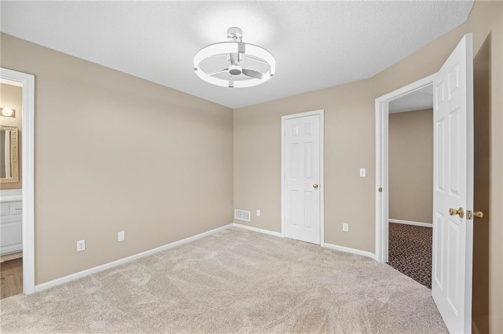 7903 W 129th Terrace — photo 55