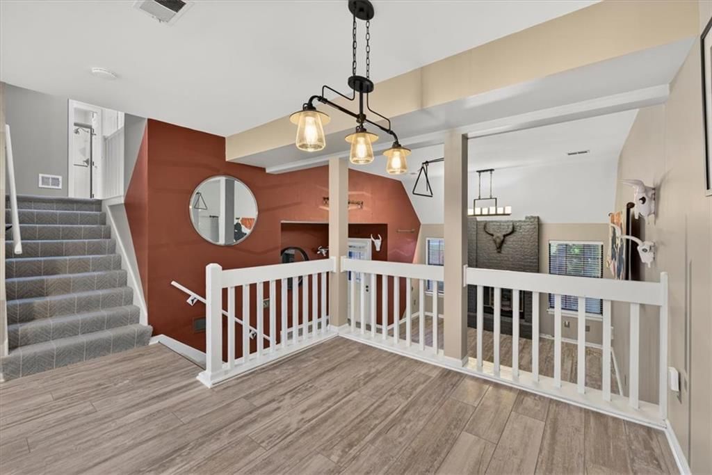 253 NE Edgewater Drive — photo 13