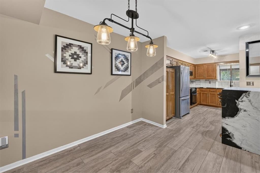253 NE Edgewater Drive — photo 15