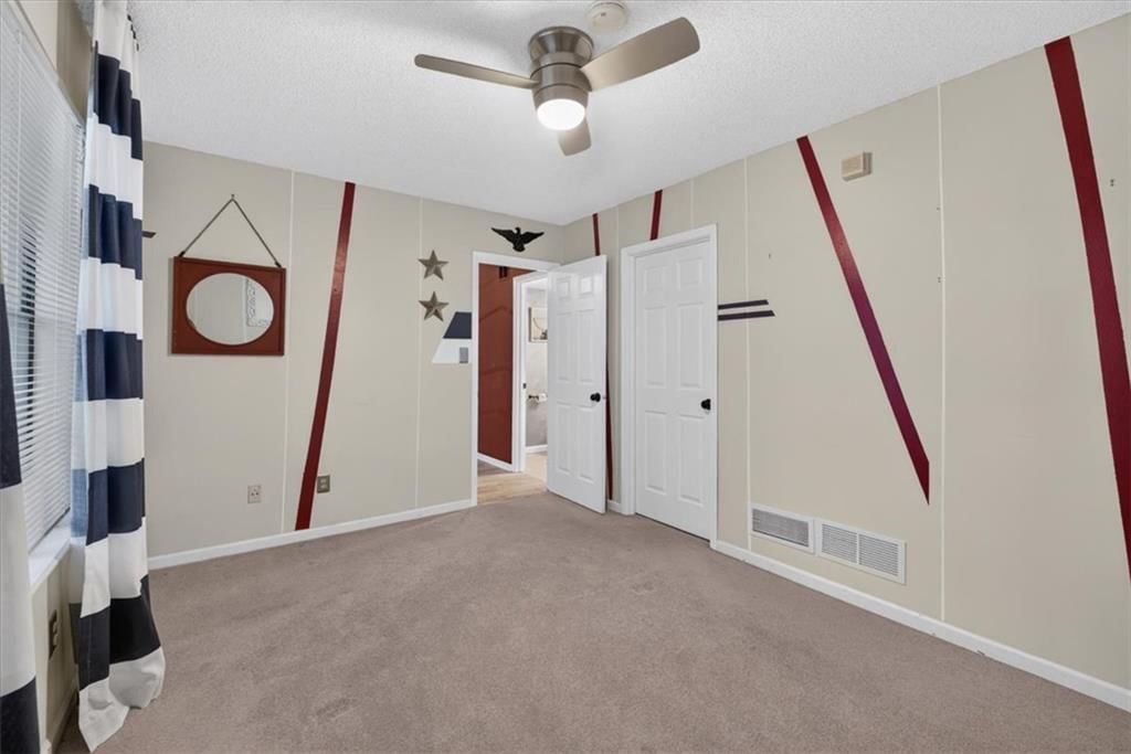 253 NE Edgewater Drive — photo 26