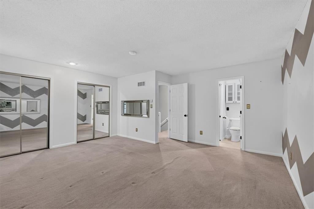 253 NE Edgewater Drive — photo 28