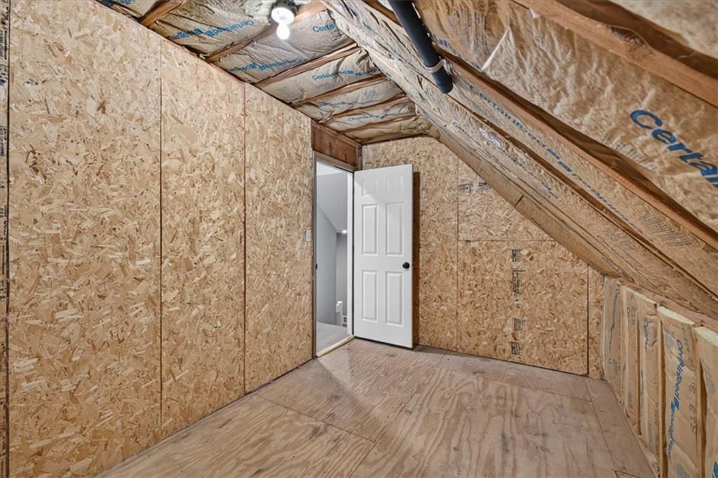 253 NE Edgewater Drive — photo 36