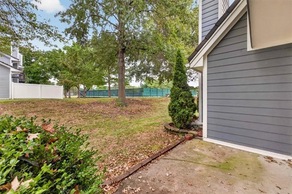 253 NE Edgewater Drive — photo 39
