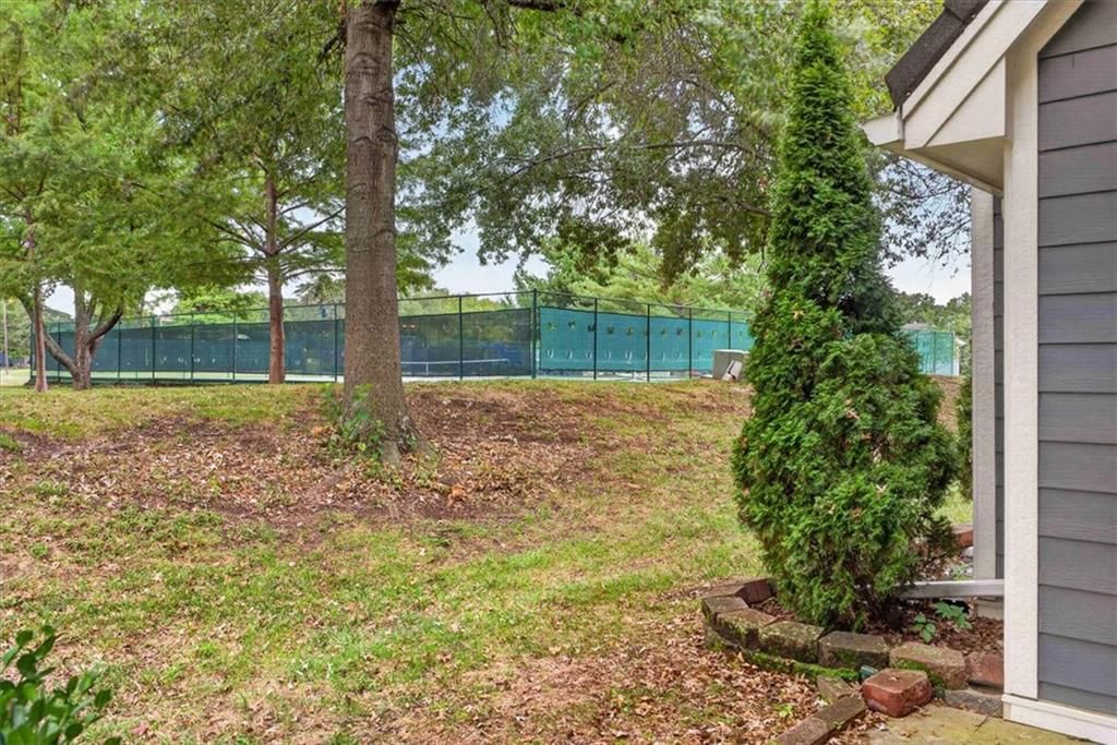 253 NE Edgewater Drive — photo 40