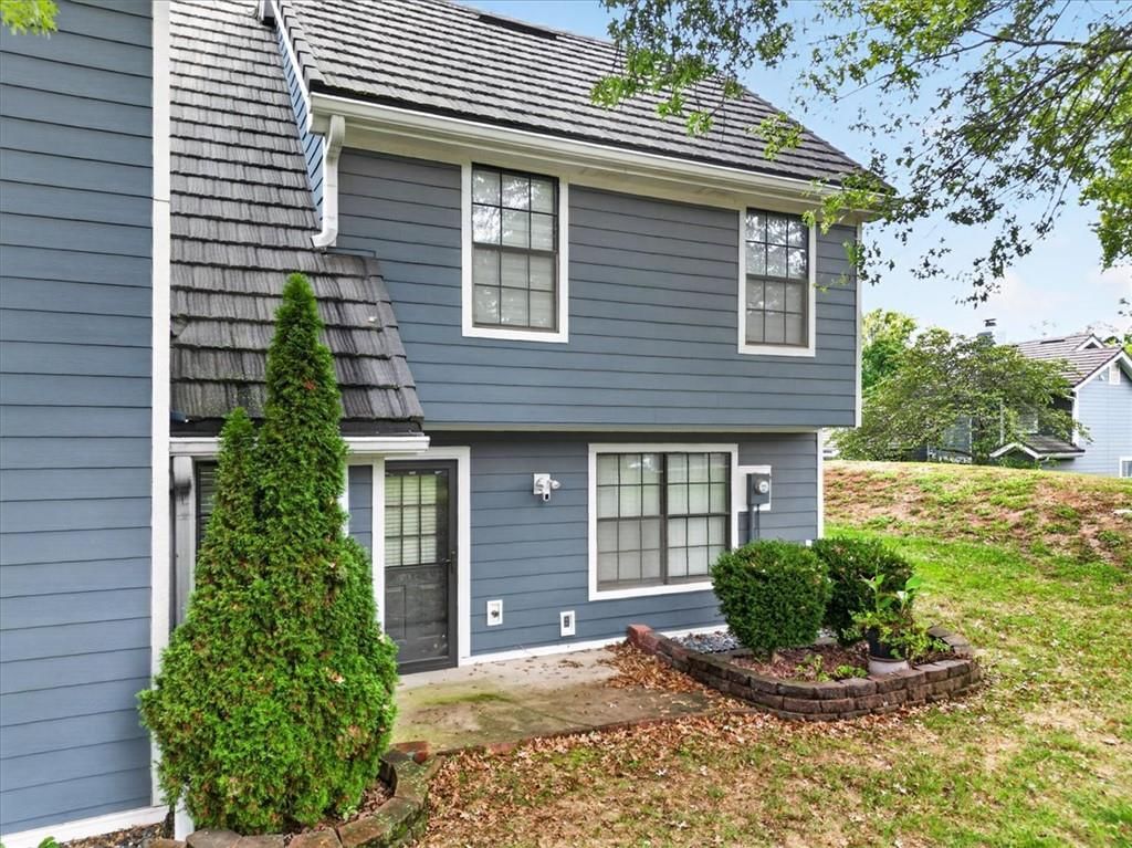 253 NE Edgewater Drive — photo 43